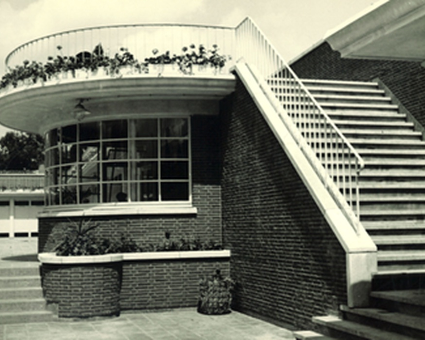 De l'architecture unique